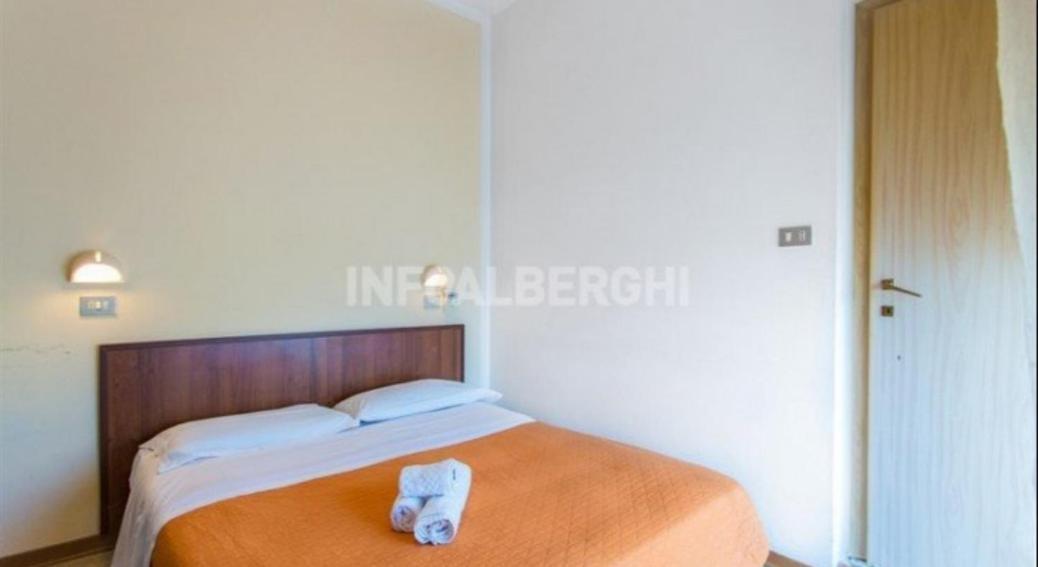 Hotel Ariosto Rimini Buitenkant foto
