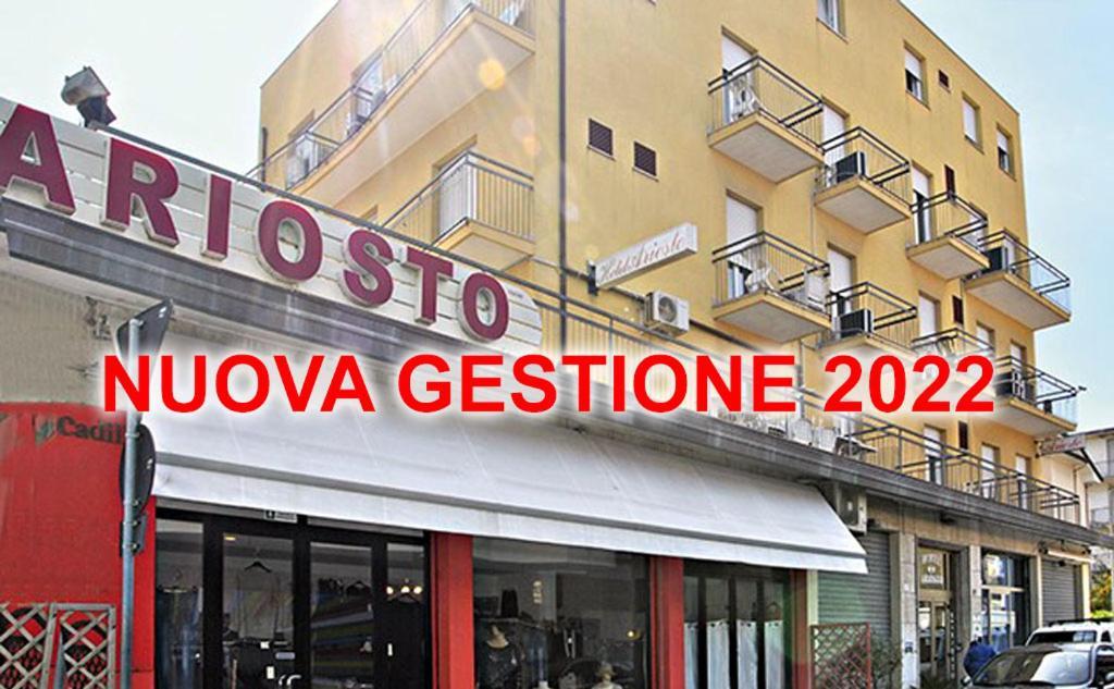 Hotel Ariosto Rimini Buitenkant foto